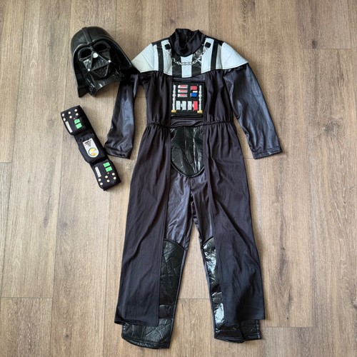 Disney store darth vader - store,